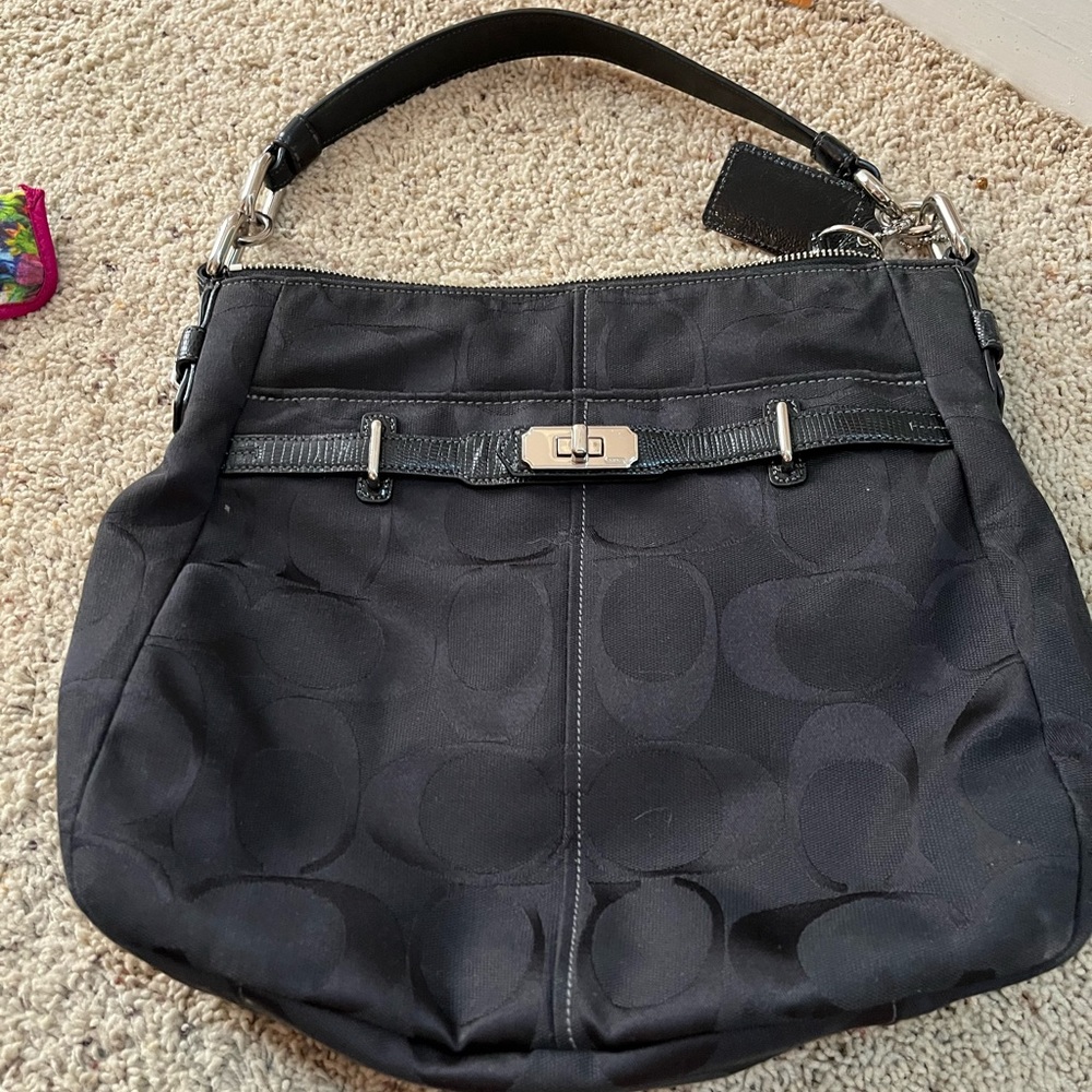 Traditional Solid Black Coach Pattern - image 1